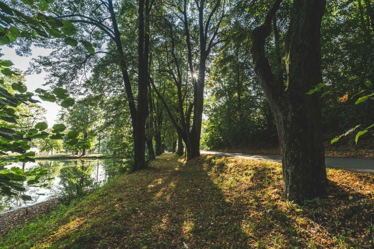 Pivovar A Penzion Grasel Cesky Rudolec Exterior foto